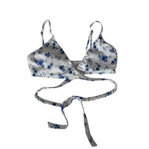 Hollister • Floral Ribbed Wrap Bikini Top